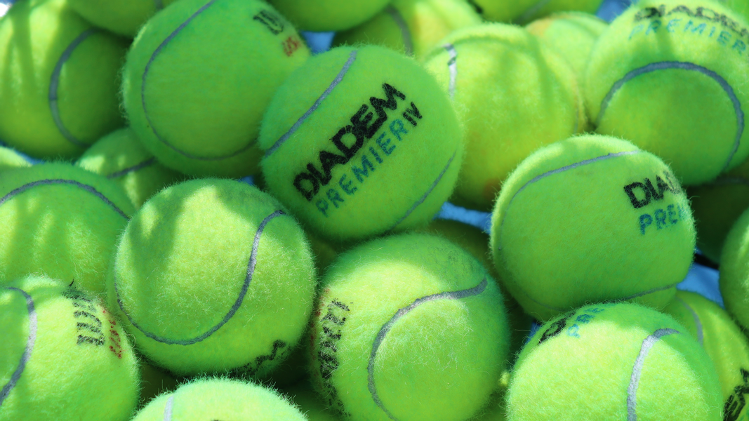 Tennis_balls